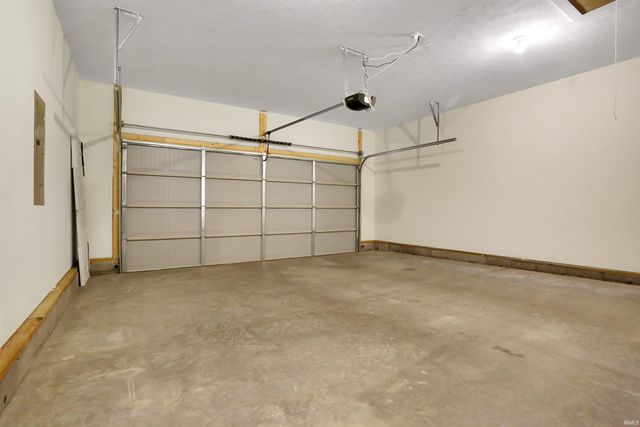 3091 Dowgate Drive, Newburgh, IN 47630