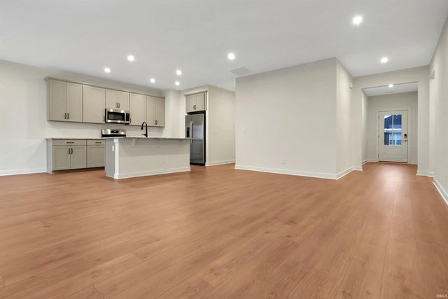 3091 Dowgate Drive, Newburgh, IN 47630