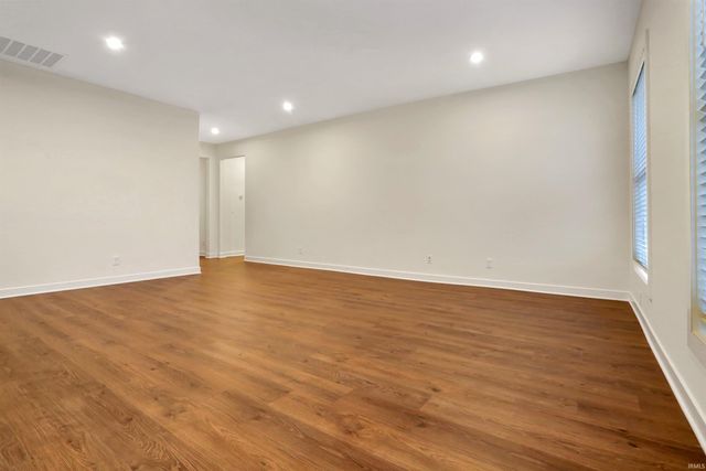 3091 Dowgate Drive, Newburgh, IN 47630