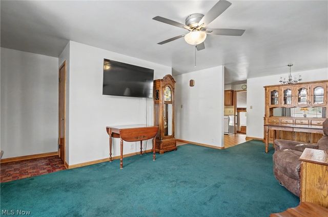 349 Bell Avenue, Columbiana, OH 44408