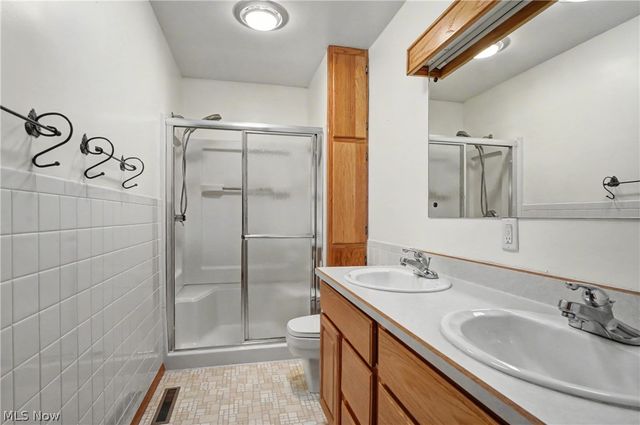 349 Bell Avenue, Columbiana, OH 44408