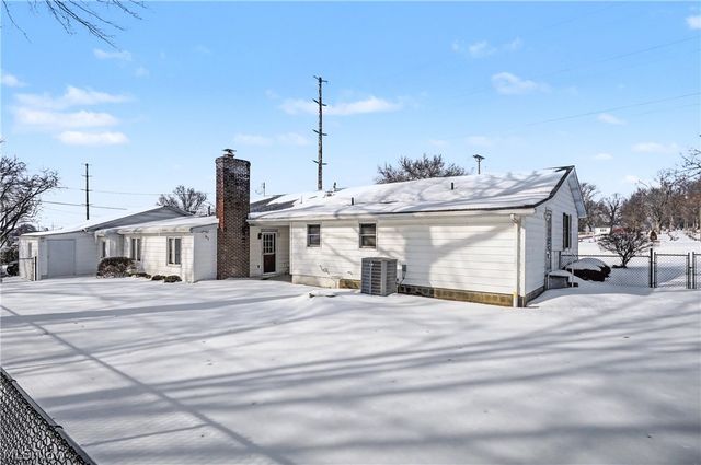 349 Bell Avenue, Columbiana, OH 44408