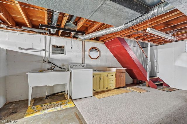 349 Bell Avenue, Columbiana, OH 44408