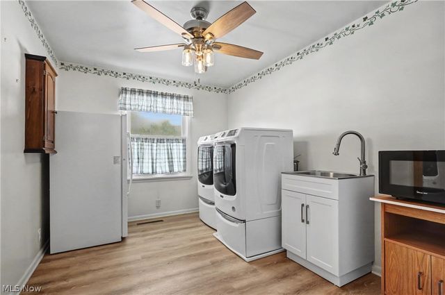 349 Bell Avenue, Columbiana, OH 44408