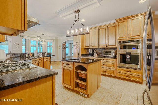 7641 Powderhorn Tr, Townsend, TN 37882