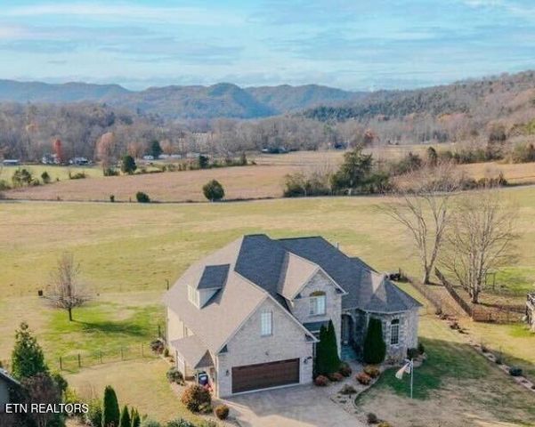 7641 Powderhorn Tr, Townsend, TN 37882