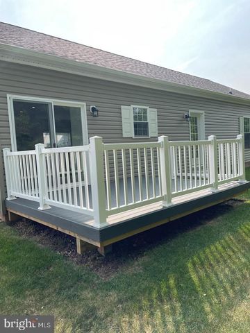 649 BLUE BELL SPRINGS DR, Blue Bell, PA 19422