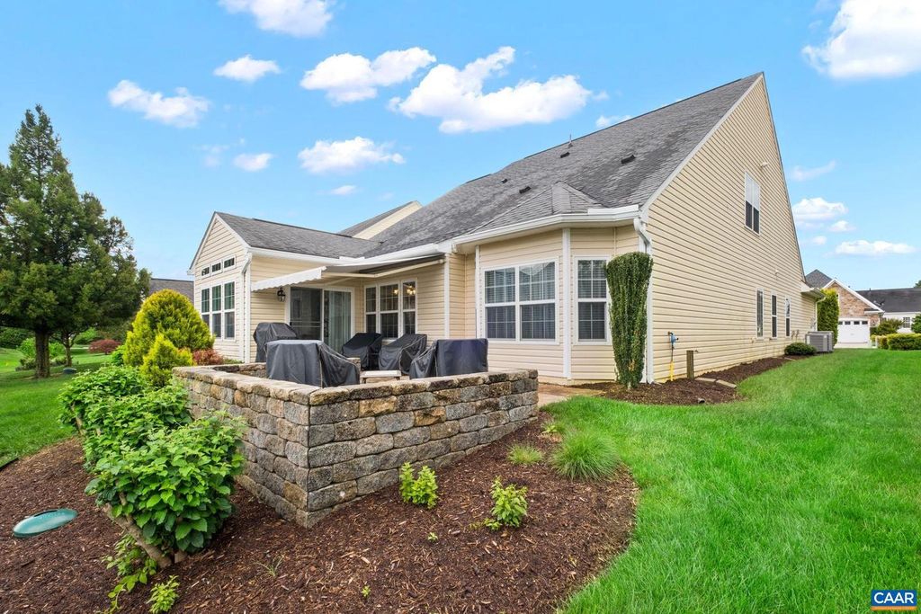 Image 5 of property listing at 56 JOHN RUCKER DR, Ruckersville, VA 22968
