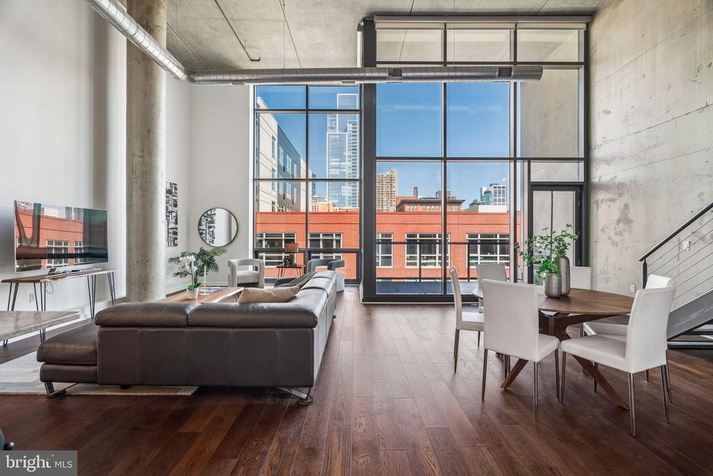 1352 SOUTH ST #400, Philadelphia, PA 19147 — exterior