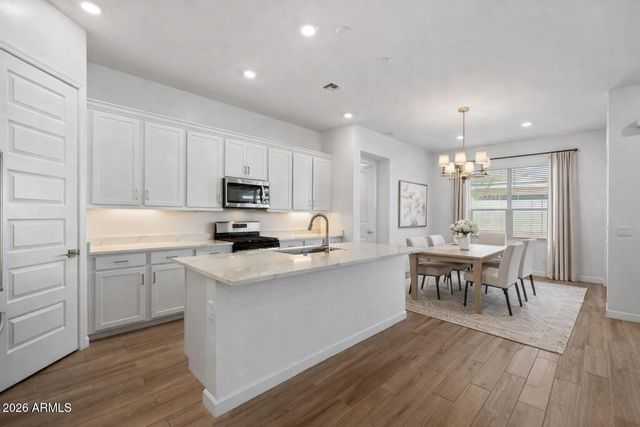 1734 E QUESTA Drive, Phoenix, AZ 85024