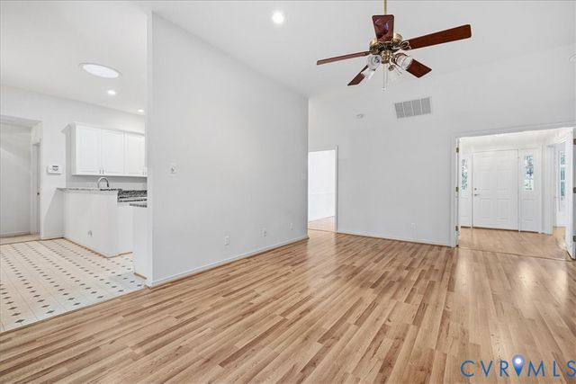 5801 Harbour Hill Pl, Midlothian, VA 23112