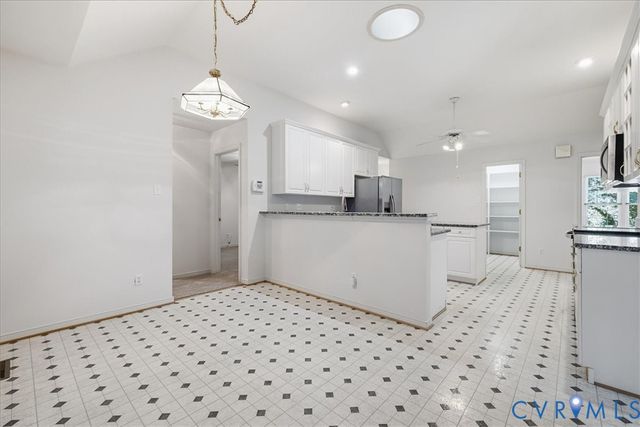 5801 Harbour Hill Pl, Midlothian, VA 23112