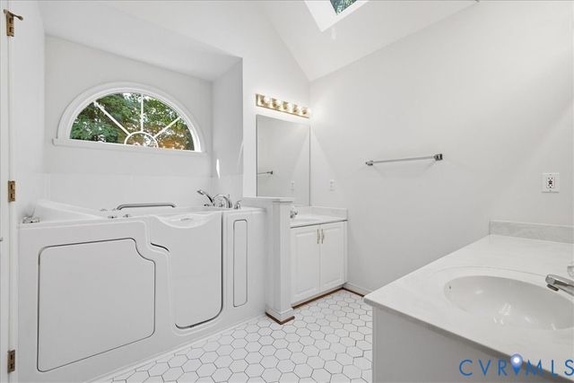 5801 Harbour Hill Pl, Midlothian, VA 23112