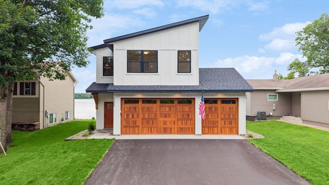 26669 North Drive NW, Zimmerman, MN 55398