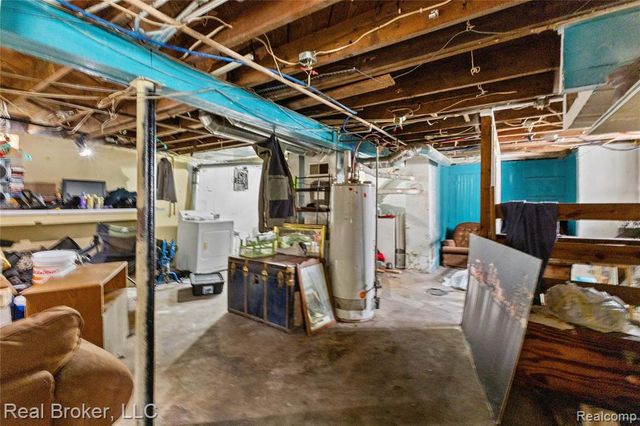 8155 Molena Street, Detroit, MI 48234