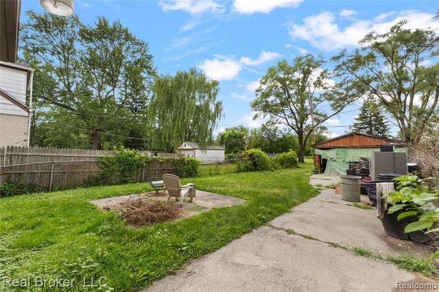 8155 Molena Street, Detroit, MI 48234