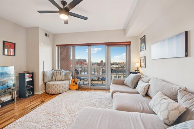 929 Portland Avenue 410, Minneapolis, MN 55404