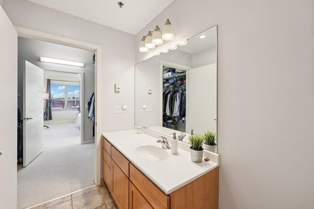 929 Portland Avenue 410, Minneapolis, MN 55404