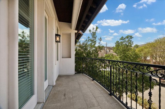 2017 Driscoll Street A, Houston, TX 77019