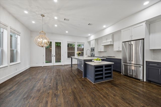 2017 Driscoll Street A, Houston, TX 77019