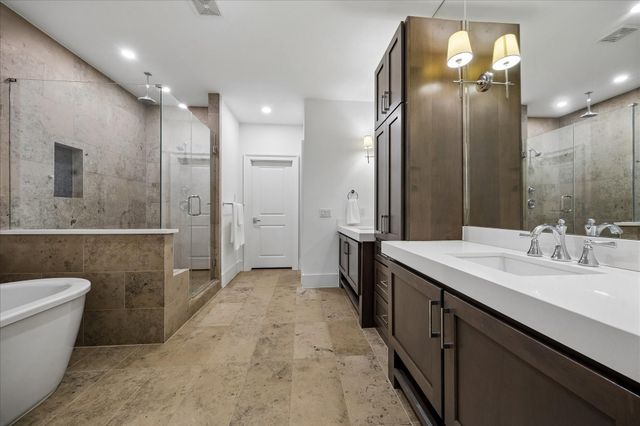 2017 Driscoll Street A, Houston, TX 77019