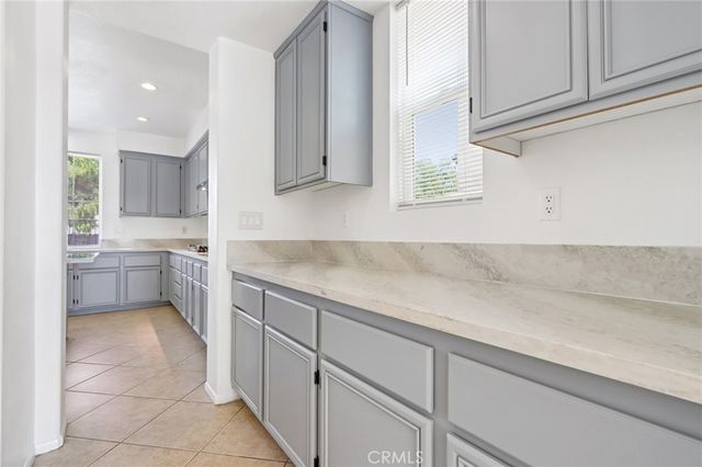 1702 Gazebo Lane, Hemet, CA 92545