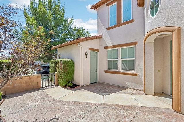 1702 Gazebo Lane, Hemet, CA 92545