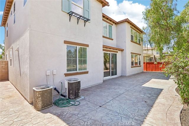 1702 Gazebo Lane, Hemet, CA 92545