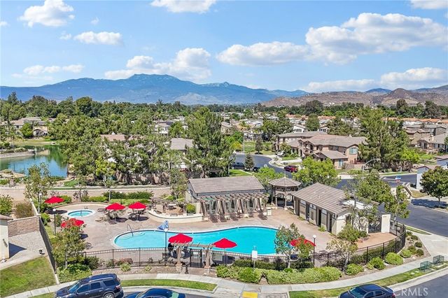 1702 Gazebo Lane, Hemet, CA 92545