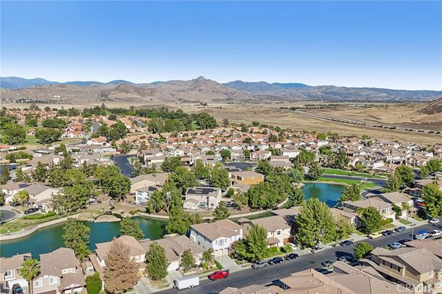 1702 Gazebo Lane, Hemet, CA 92545
