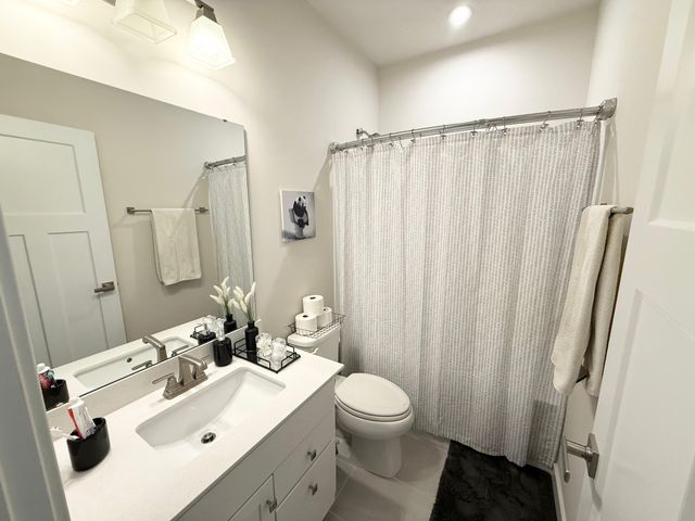 8221 Warbler Way, Brentwood, TN 37027