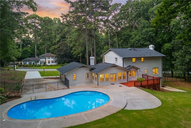 5004 Mountclaire Road, Tucker, GA 30087
