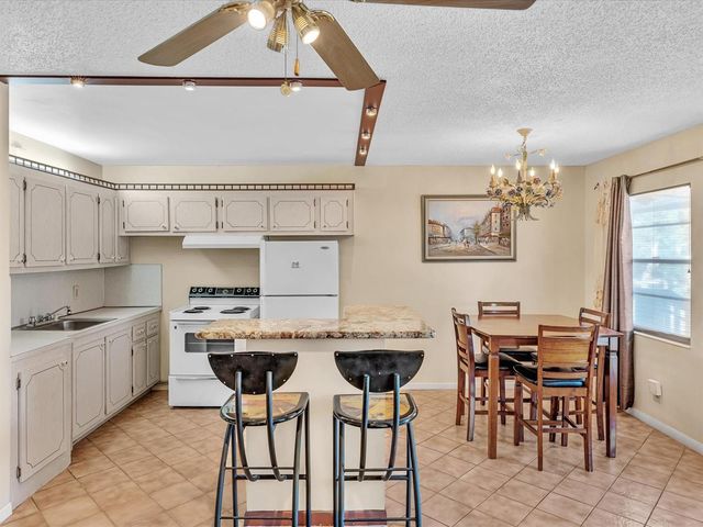 238 Ventnor Q 238, Deerfield Beach, FL 33442