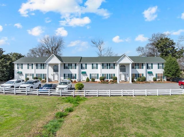 710 Whitthorne St, Shelbyville, TN 37160