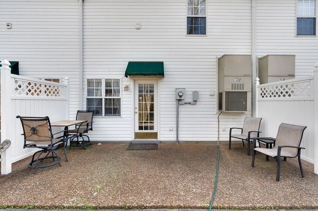 710 Whitthorne St, Shelbyville, TN 37160