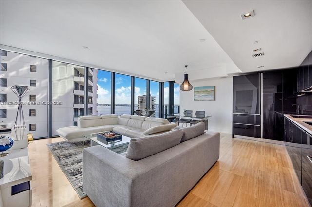 1451 Brickell Ave 1003, Miami, FL 33131