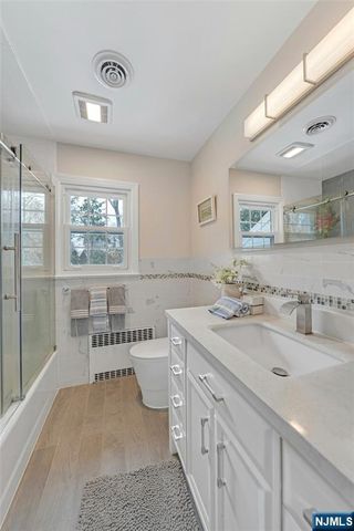 346 Hamilton Avenue, Glen Rock, NJ 07452