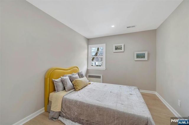 346 Hamilton Avenue, Glen Rock, NJ 07452