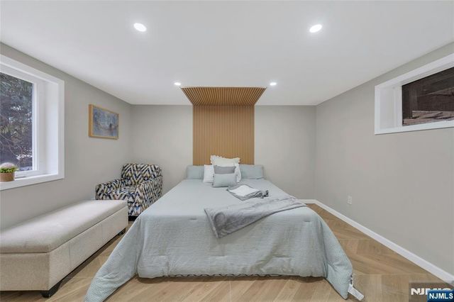 346 Hamilton Avenue, Glen Rock, NJ 07452