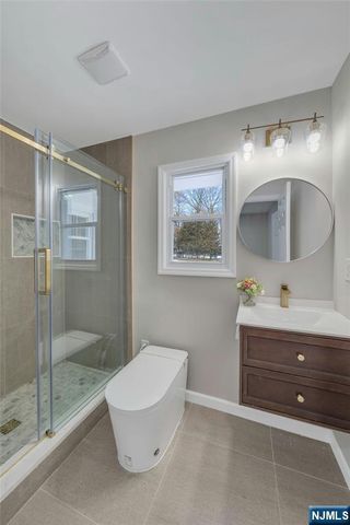 346 Hamilton Avenue, Glen Rock, NJ 07452