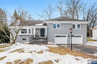 346 Hamilton Avenue, Glen Rock, NJ 07452