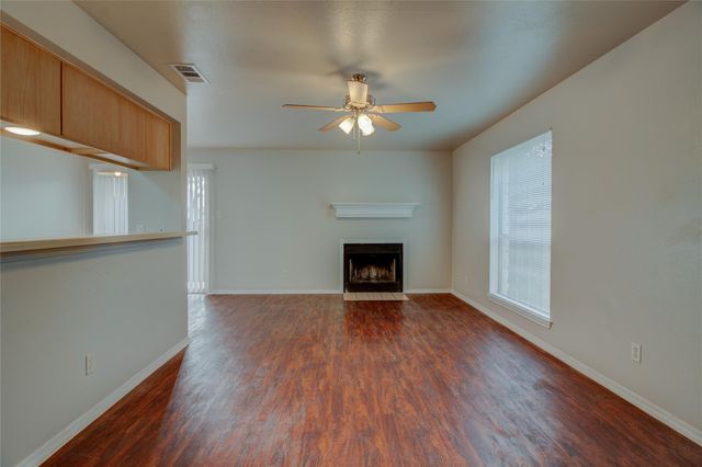 2211 Creekside C LN C, Georgetown, TX 78626