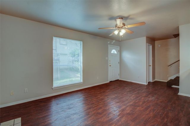 2211 Creekside C LN C, Georgetown, TX 78626