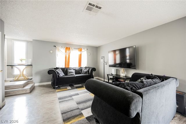 2915 Cedar Avenue 11C, Las Vegas, NV 89101