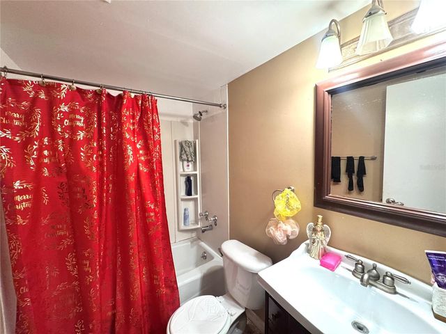 6008 AMBERLY AVENUE F63, Orlando, FL 32822