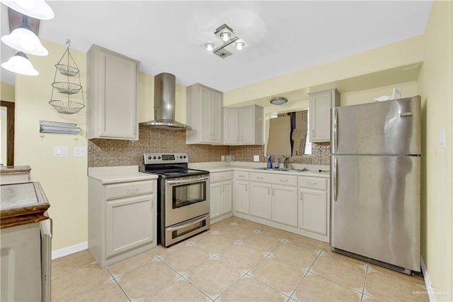 1815 Thornton Street, Mission, TX 78572