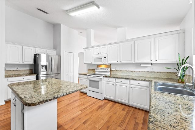166 SAVANNAH PARK LOOP, Casselberry, FL 32707