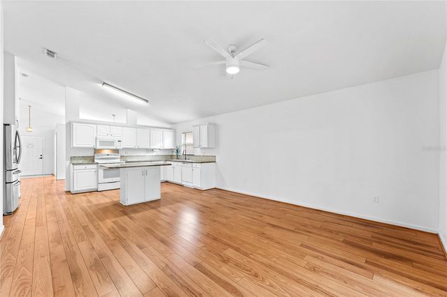 166 SAVANNAH PARK LOOP, Casselberry, FL 32707