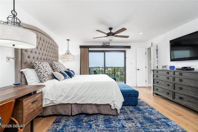 503 N Causeway Apt 202, New Smyrna Beach, FL 32169