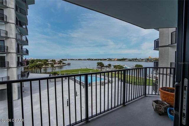503 N Causeway Apt 202, New Smyrna Beach, FL 32169